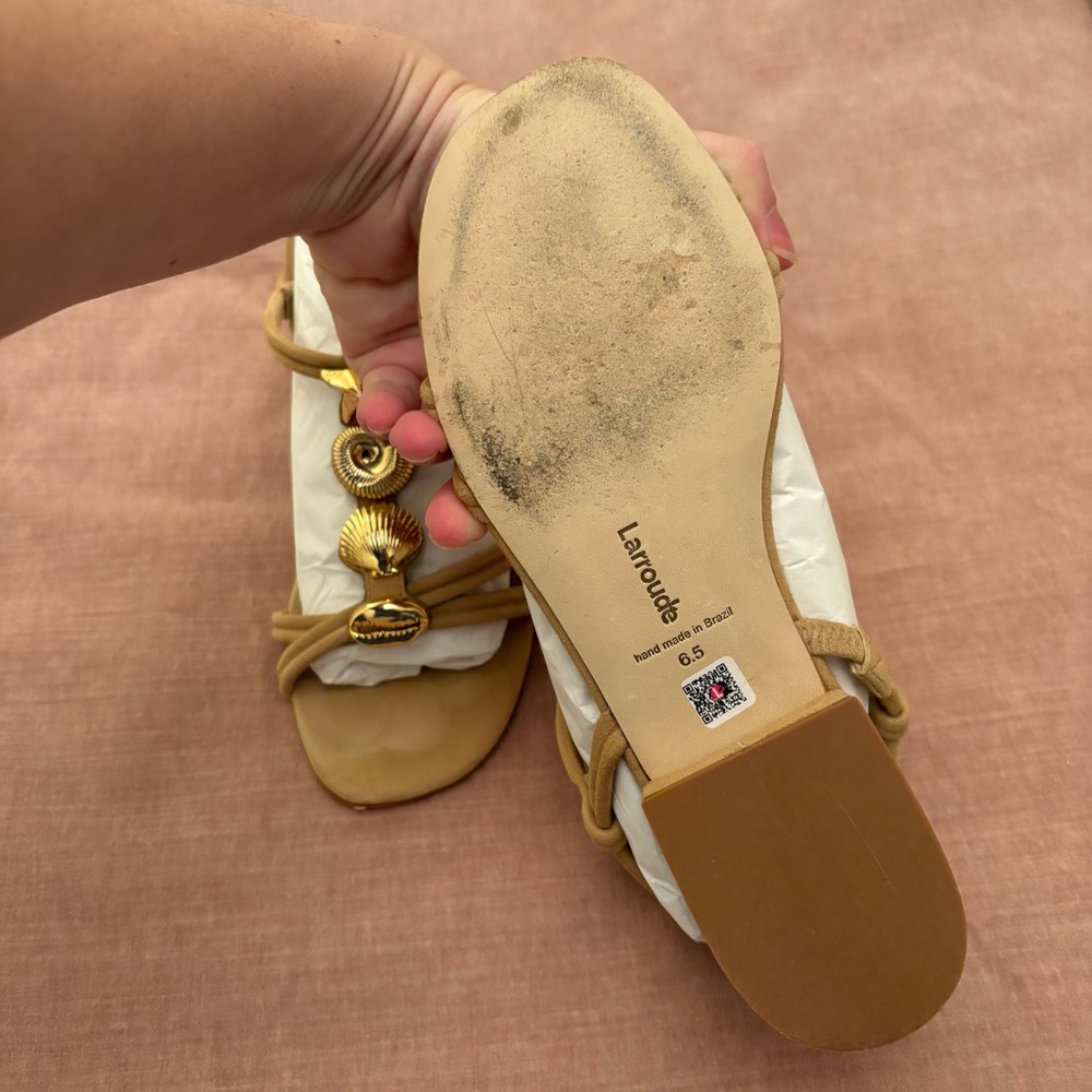 Larroude Shelly flat sandal Lancaster peanut nude tan size 6.5 like new in box - Picture 3 of 8